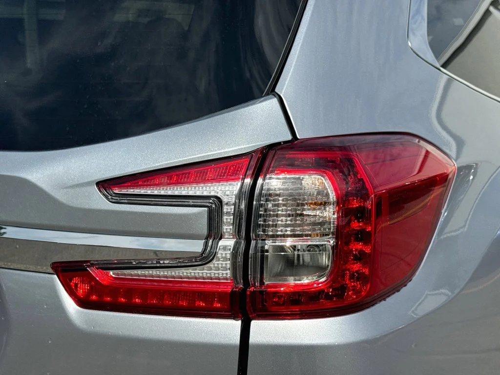 New 2027 Silver Subaru Limited image 33