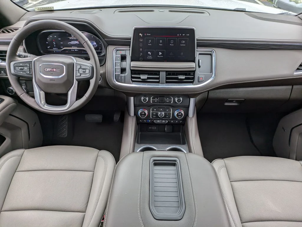 Used 2024 Summit White GMC SLT image 18