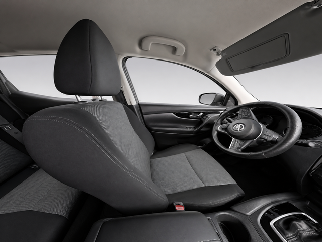 Used 2022 Silver Nissan SV image 17