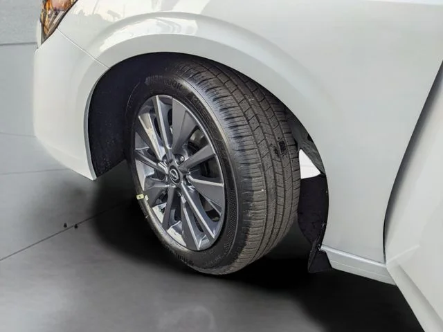 New 2026 Aspen White TriCoat Nissan SL image 29