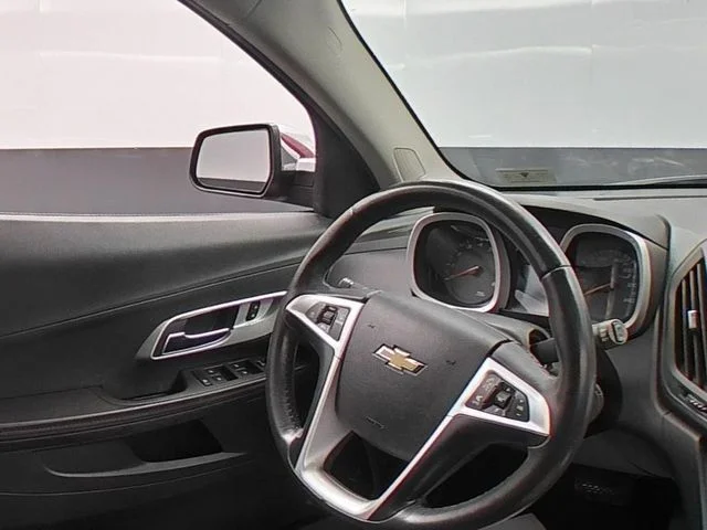 Used 2015 Red Chevrolet LT image 35