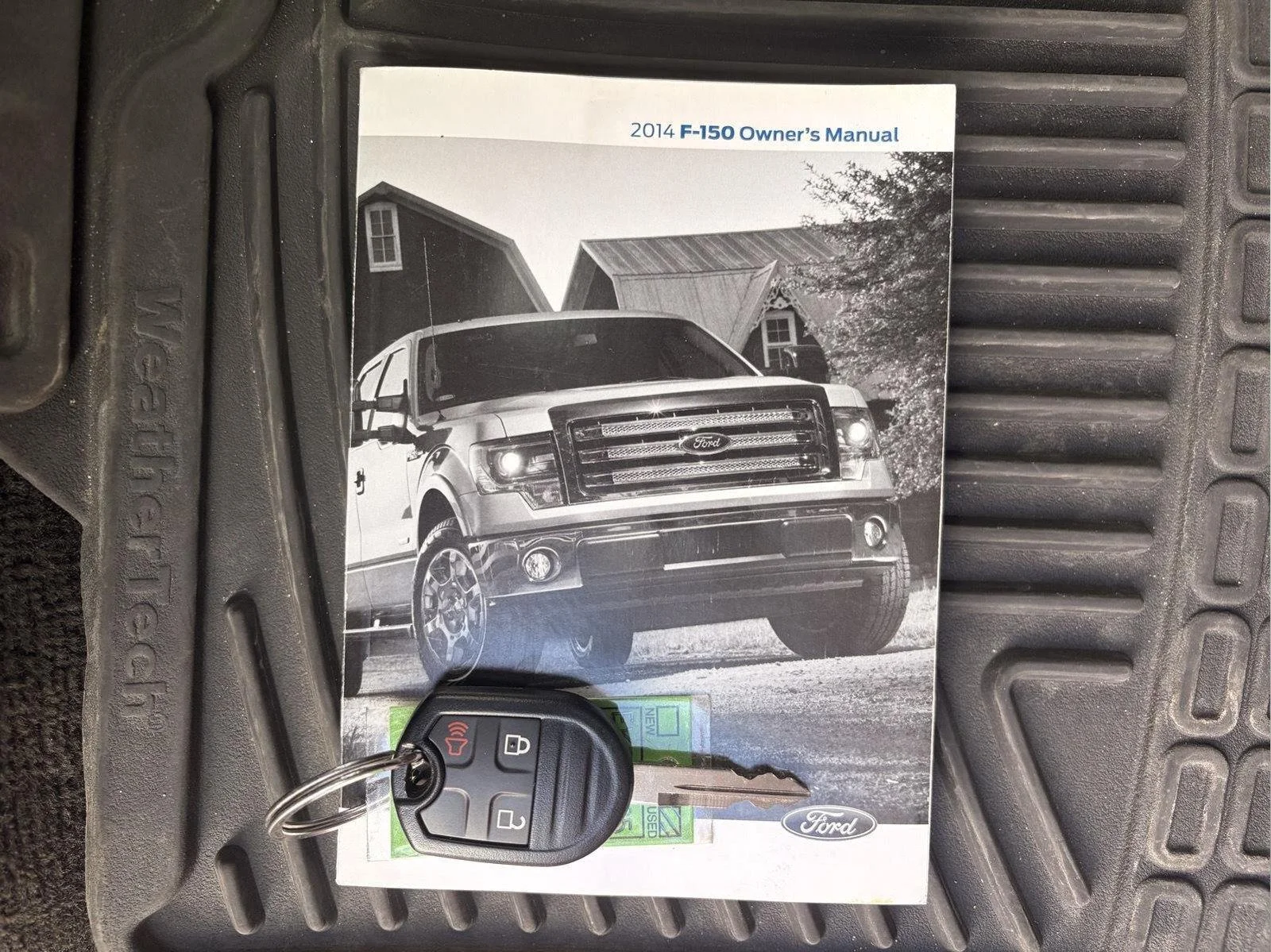Used 2014 Race Red Ford XLT image 21