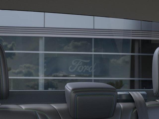New 2026 Space White Metallic Ford Lobo™ image 44