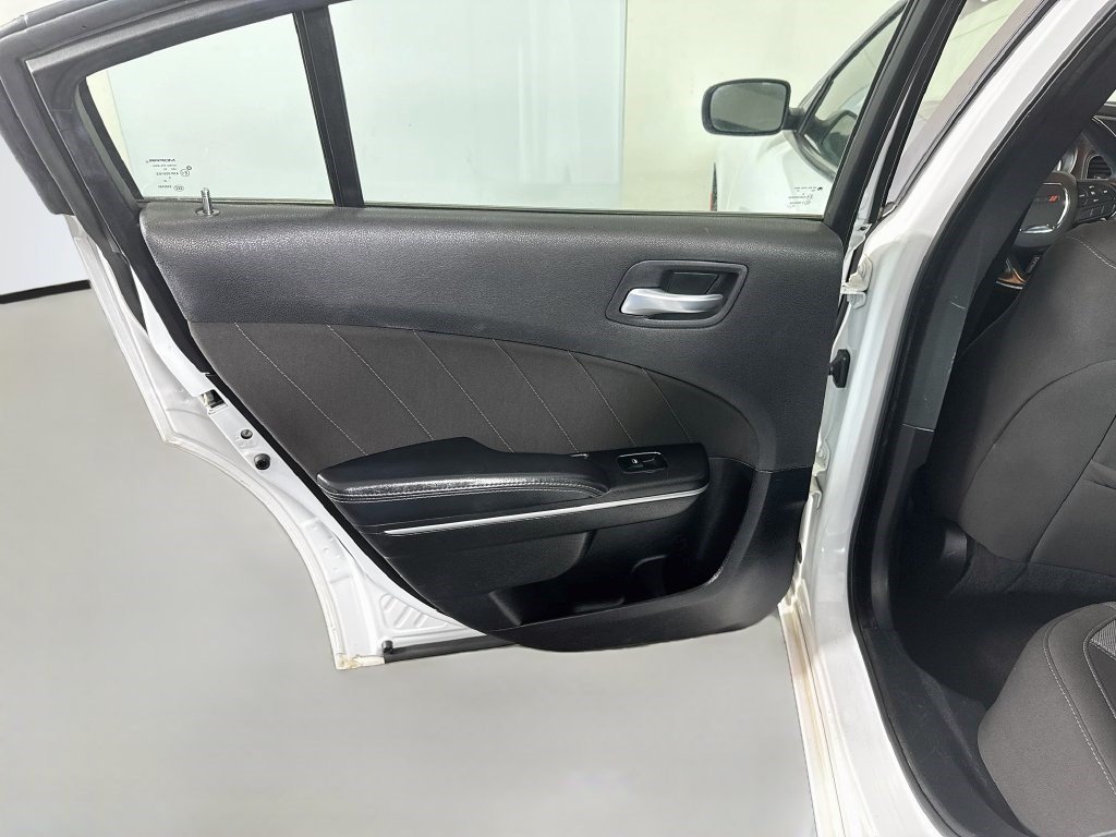 Used 2022 White Knuckle Clearcoat Dodge SXT image 14