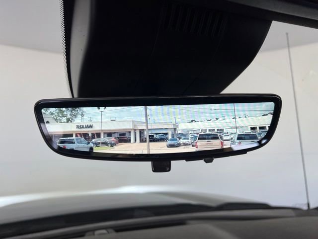 New 2026 Sterling Metallic GMC AT4 image 31