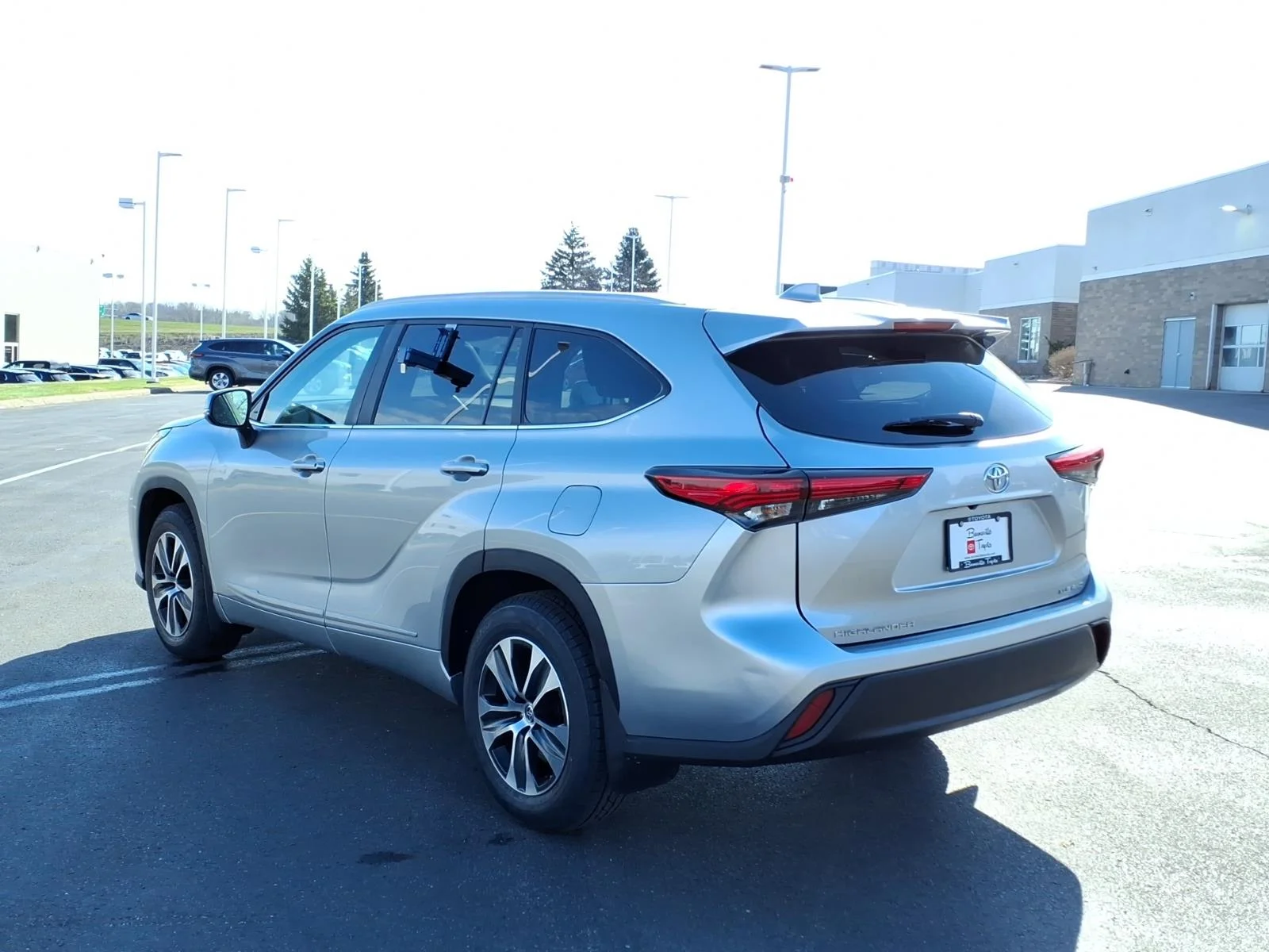 Certified Used 2023 Silver Toyota XLE image 6