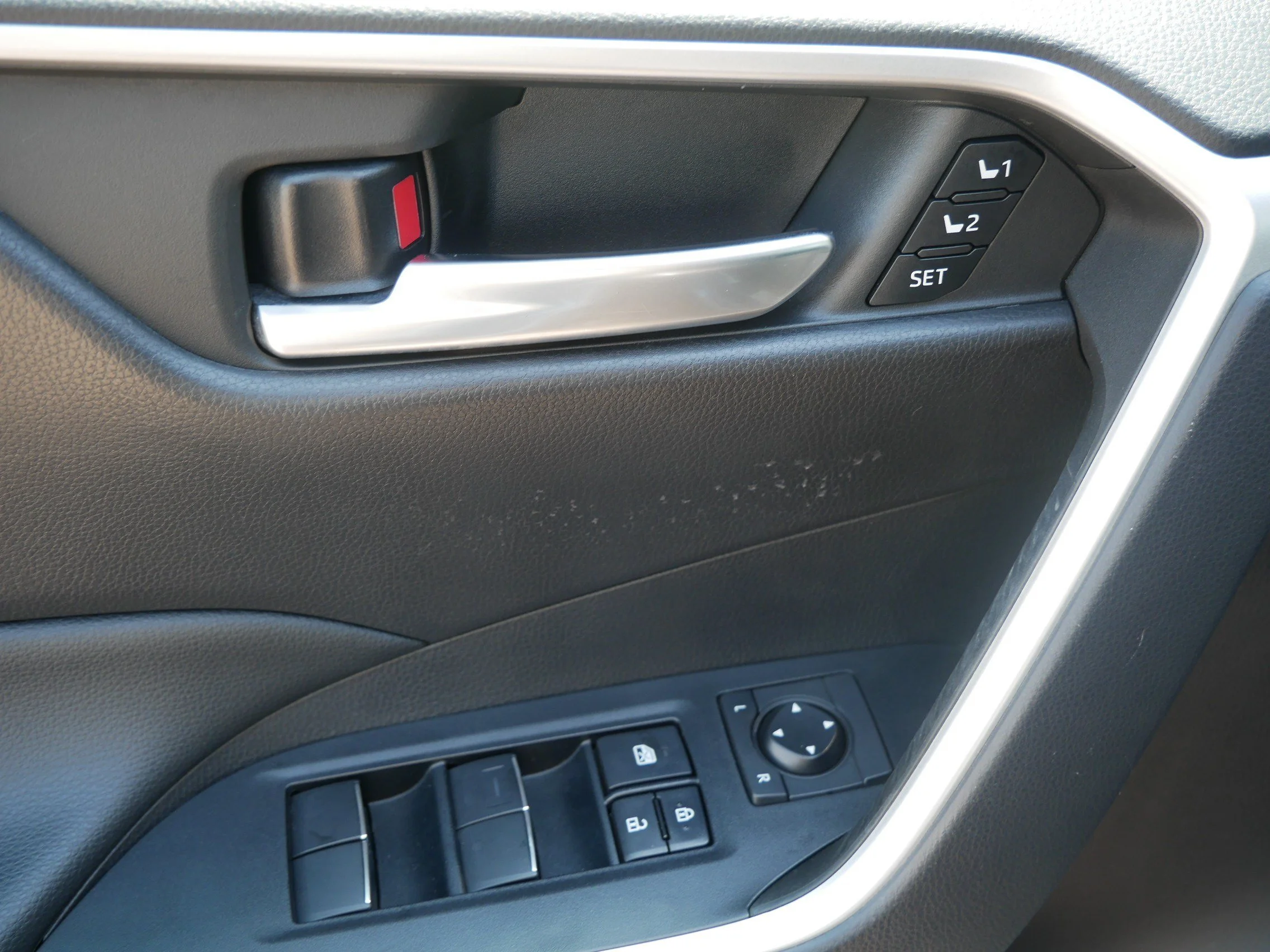 Used 2021 Magnetic Gray Metallic Toyota XLE Premium image 19