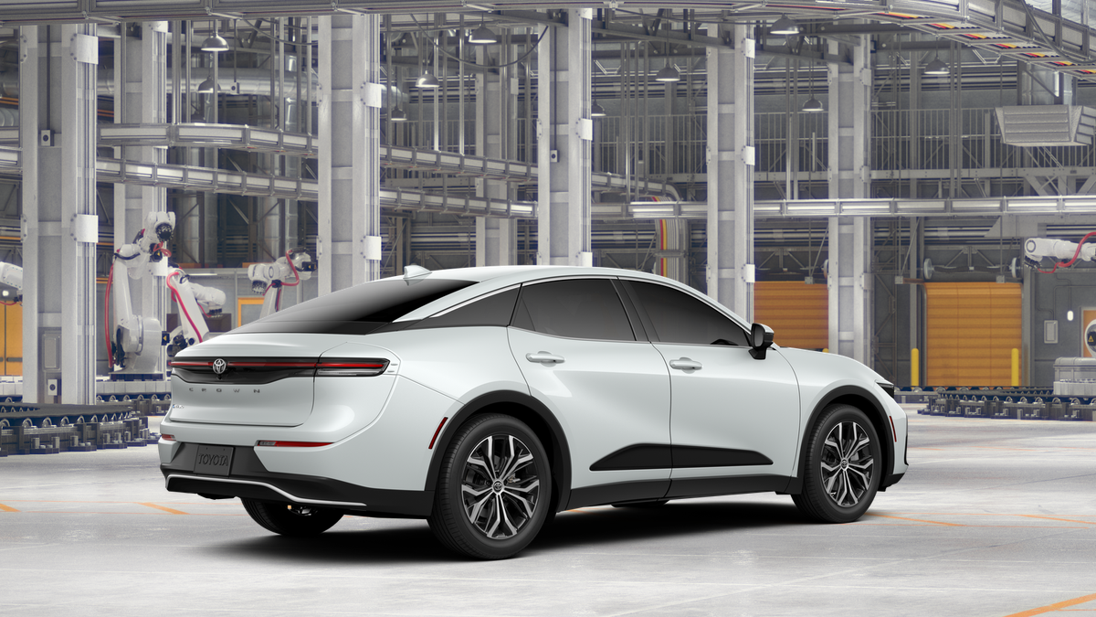 New 2026 Oxygen White Toyota XLE image 10