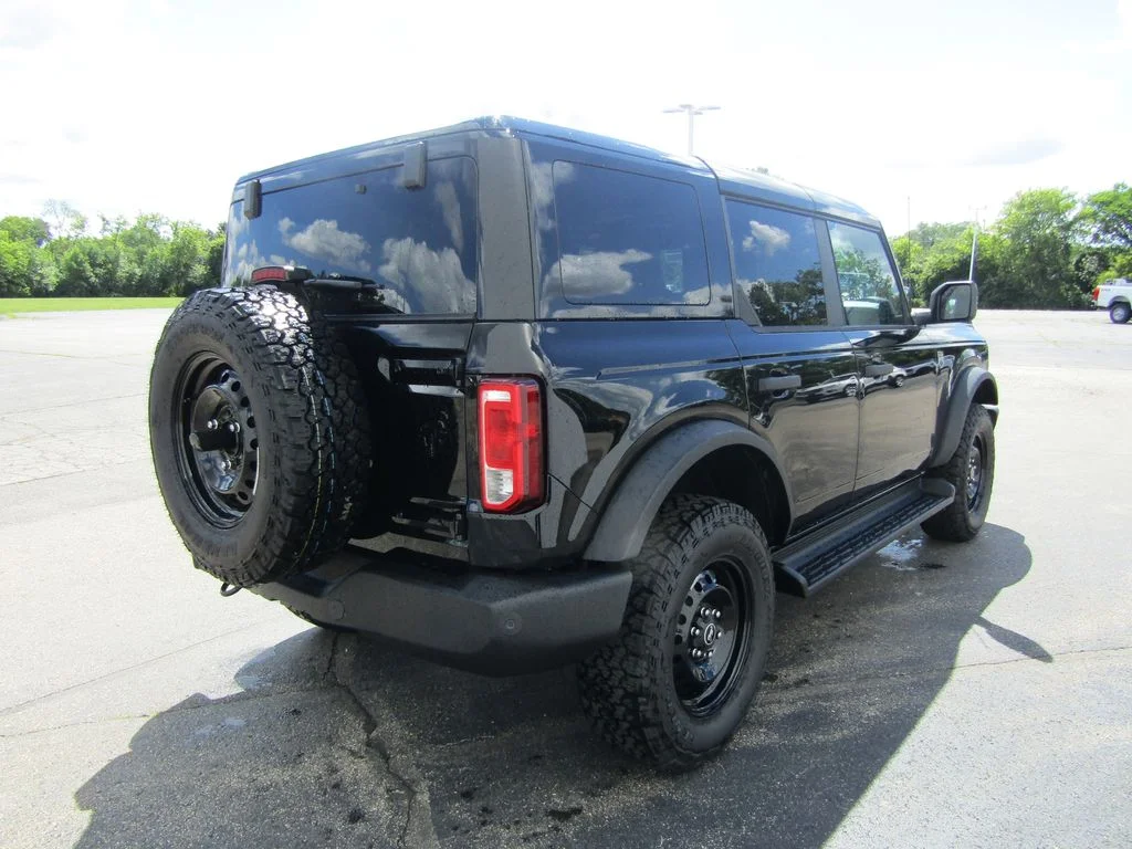 New 2026 Shadow Black Ford Big Bend® image 8