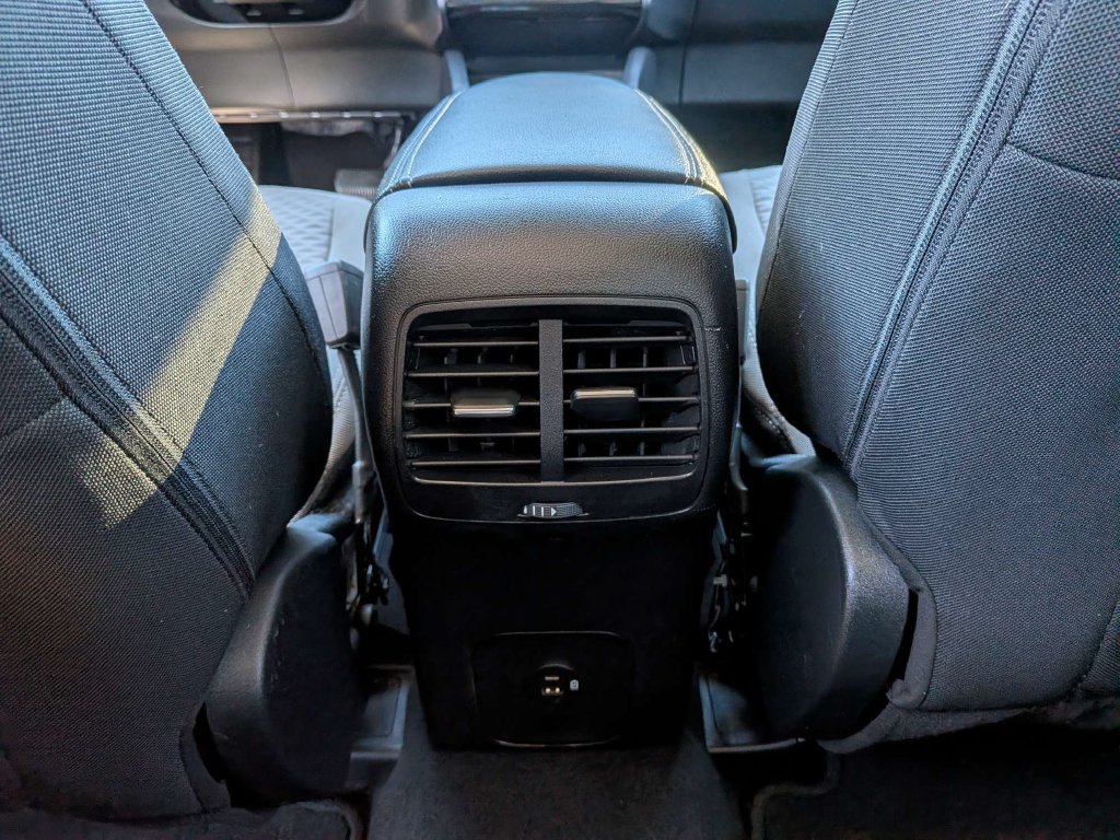 Used 2021 White Ford SE image 21