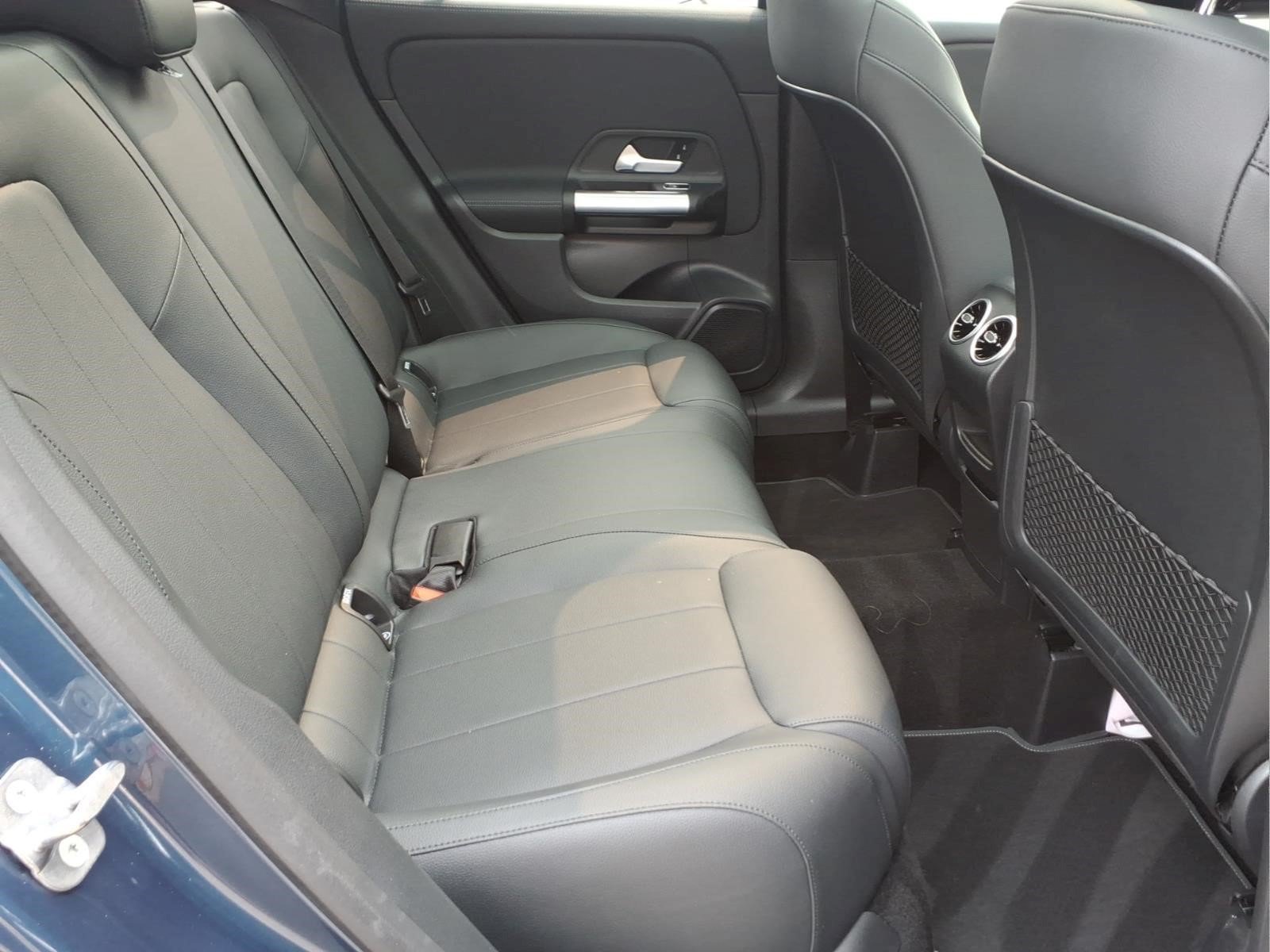 Certified Used 2023 Denim Blue Metallic Mercedes-Benz GLA 250 4MATIC® SUV image 26