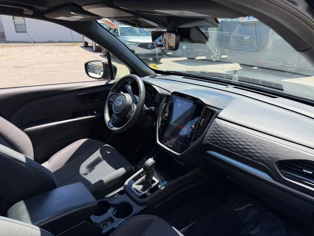 2025 Subaru Forester Premium - Photo 12