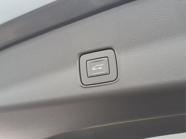 New 2026 Mosaic Black Metallic Chevrolet RS image 27