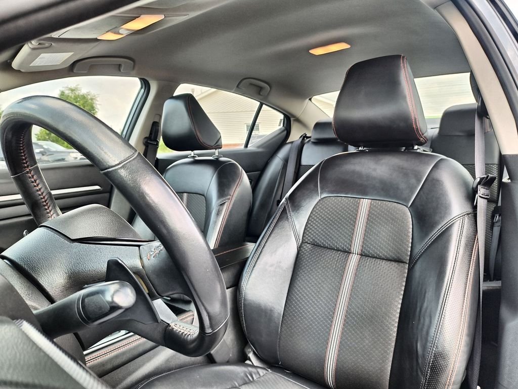 Used 2024 Gray Nissan 2.5 SR image 13