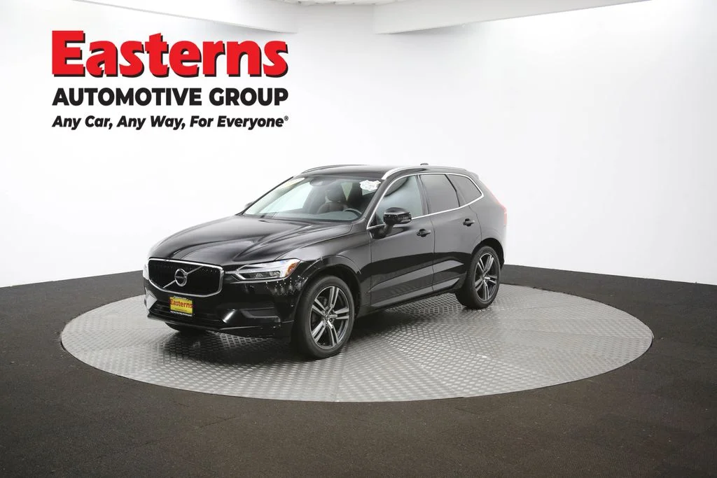 Used 2019 Black Volvo T5 Momentum image 57