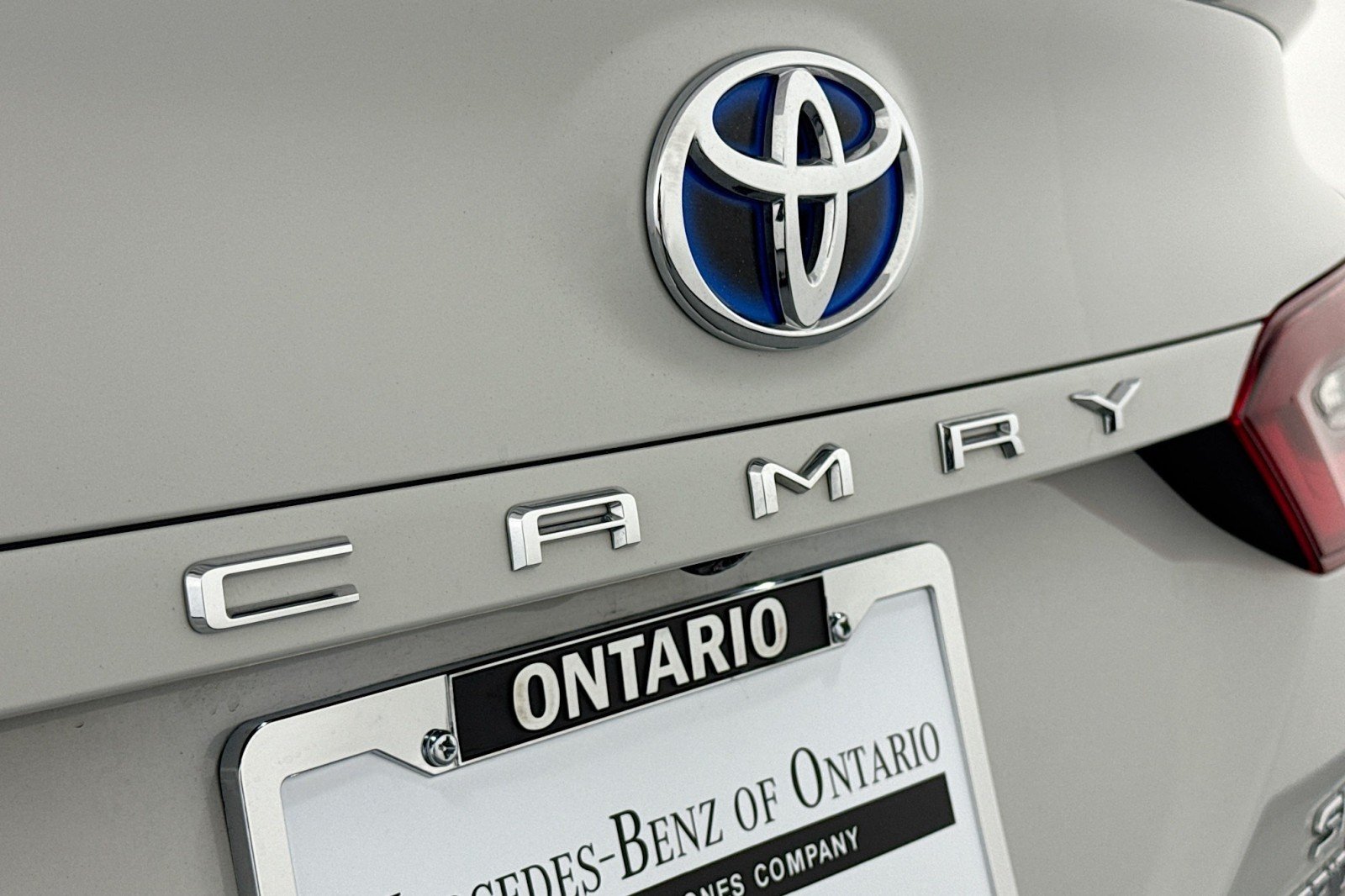 Used 2022 ASH GRAY Toyota Hybrid SE image 9