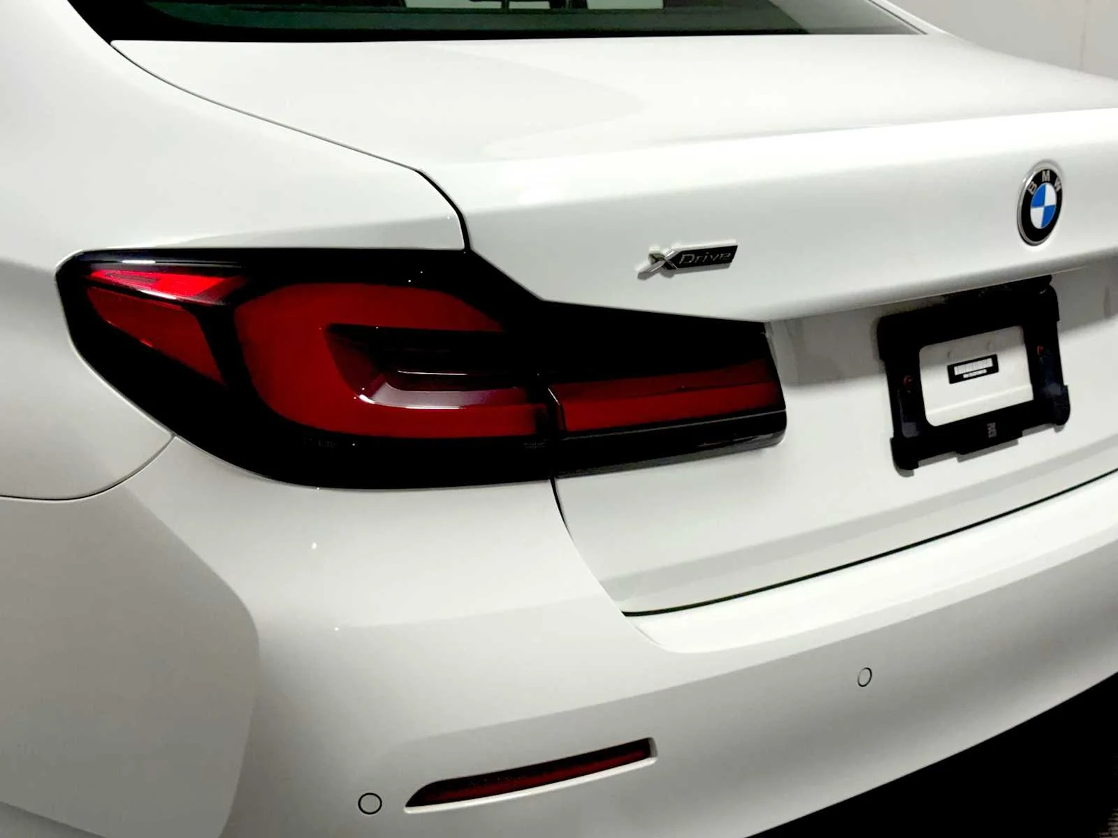 2023 BMW 5 Series 530i - Photo 27