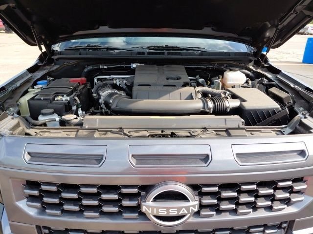 New 2026 Super Black Nissan Crew Cab SV image 38