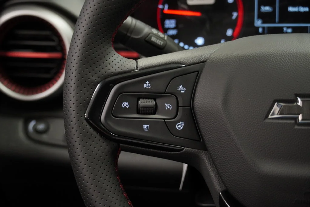 New 2026 Mosaic Black Metallic Chevrolet 1RS image 28