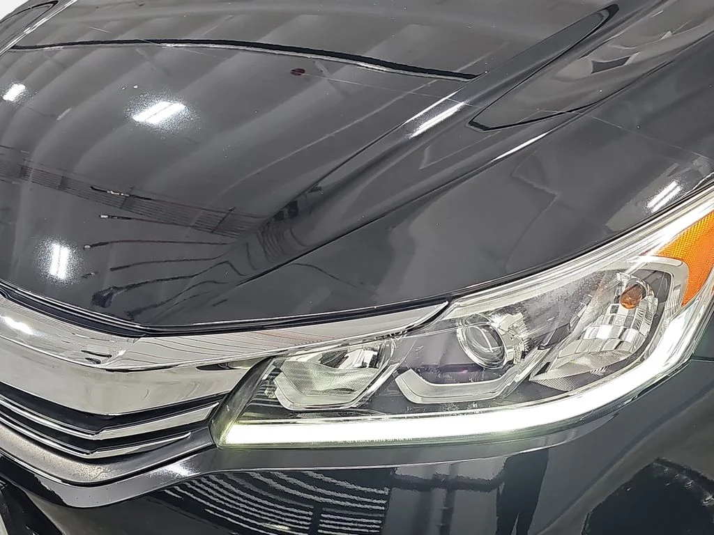 Used 2017  Honda EX-L image 31
