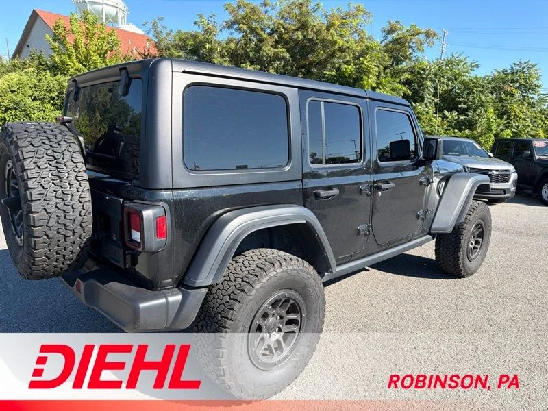 Used 2023 Black Jeep Sport image 7