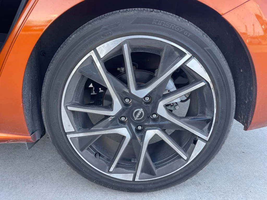 Used 2024 Orange Nissan SR image 17