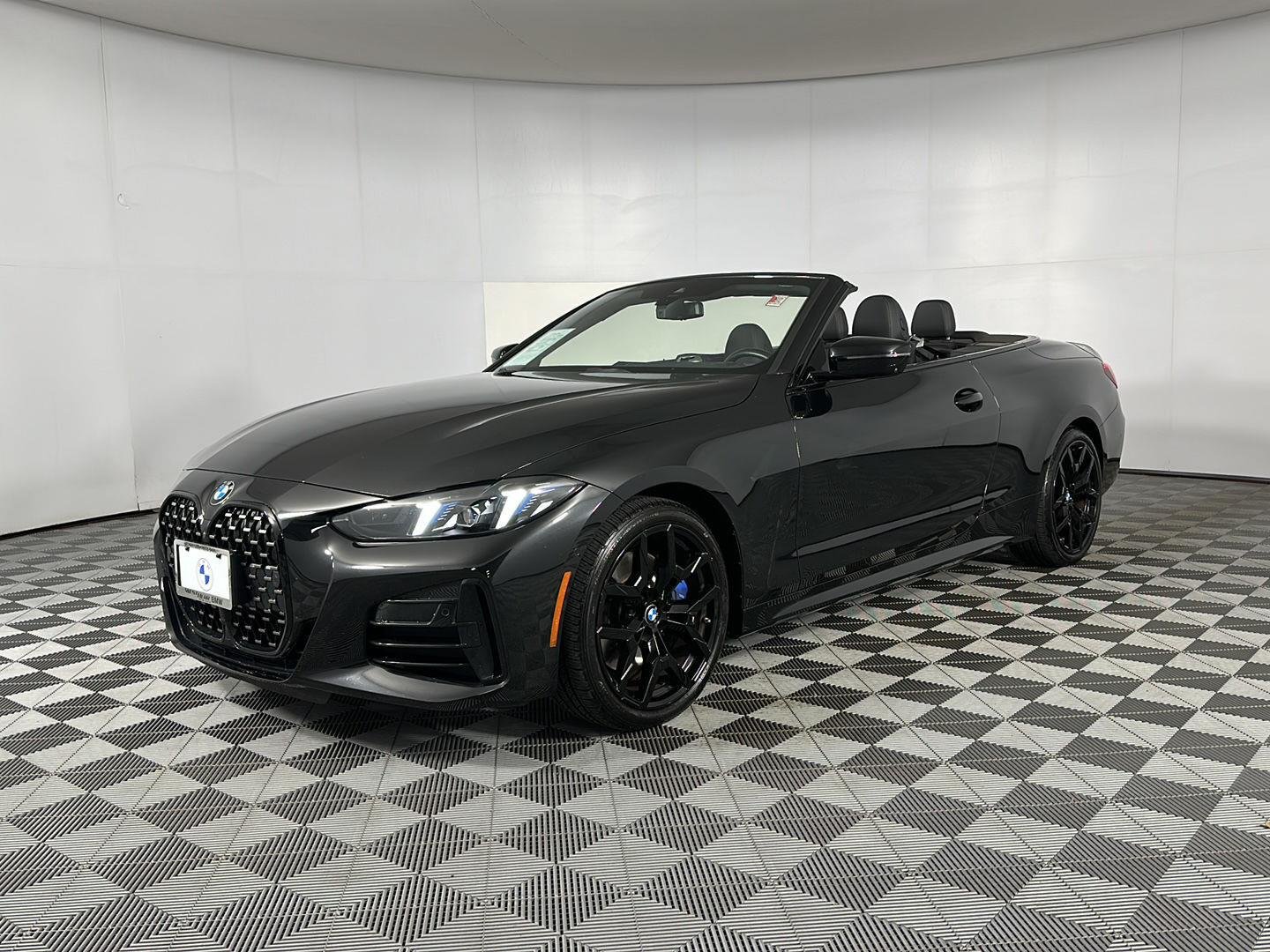 Used 2025 Black Sapphire Metallic BMW 430i xDrive image 4