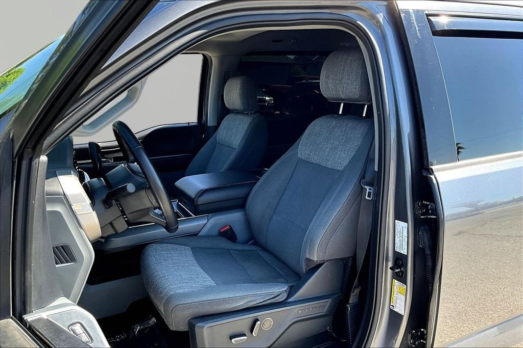 Used 2021 Gray Ford XLT image 23