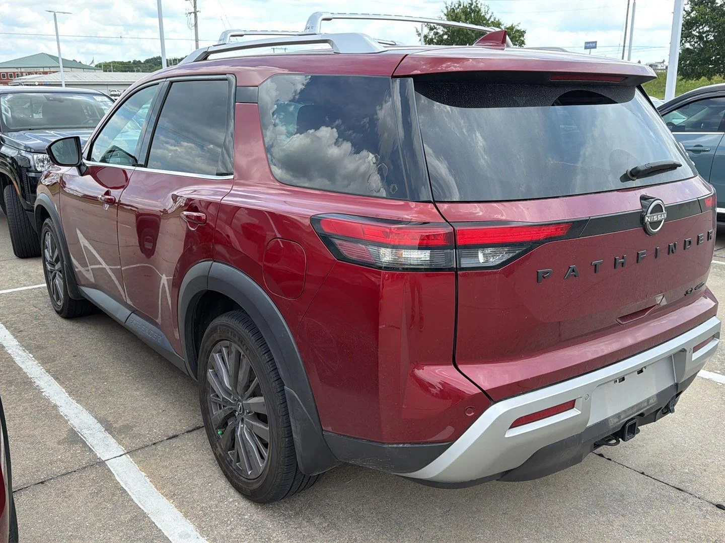 Certified Used 2023 Scarlet Ember Tintcoat Nissan SL image 6