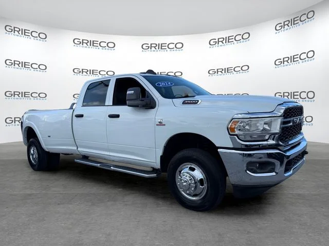 2024 RAM 3500 Tradesman 4X4 Crew Cab LWB's photo