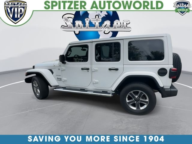 Used 2021 White Jeep Unlimited Sahara image 7