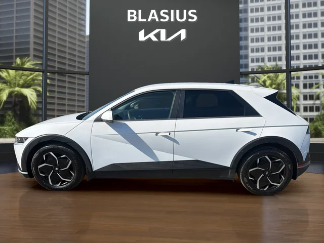 Used 2023 Hyundai IONIQ 5 SEL with VIN KM8KNDAFXPU191252 for sale in Waterbury, CT
