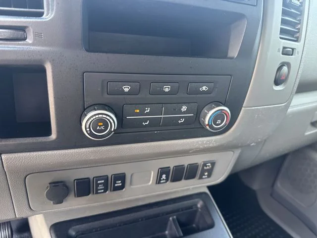 Used 2016 White Nissan SV image 22