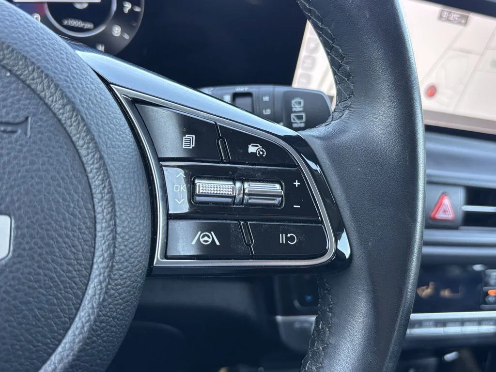 Used 2025 Gray Kia EX image 32