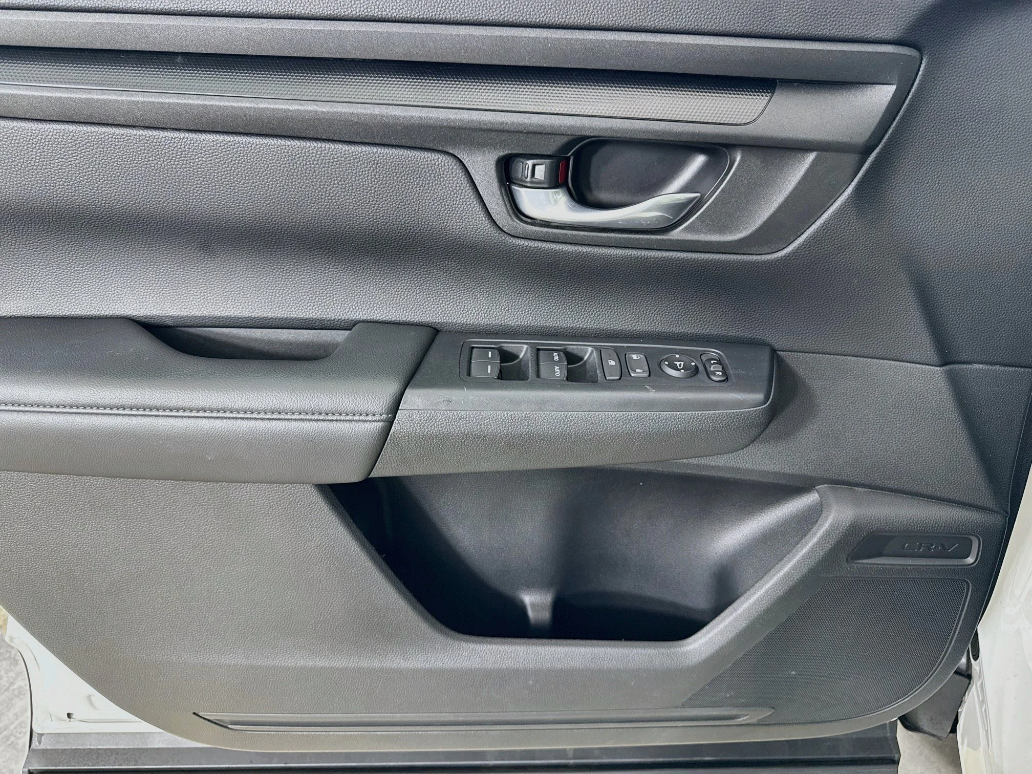 Used 2023 White Honda EX image 19