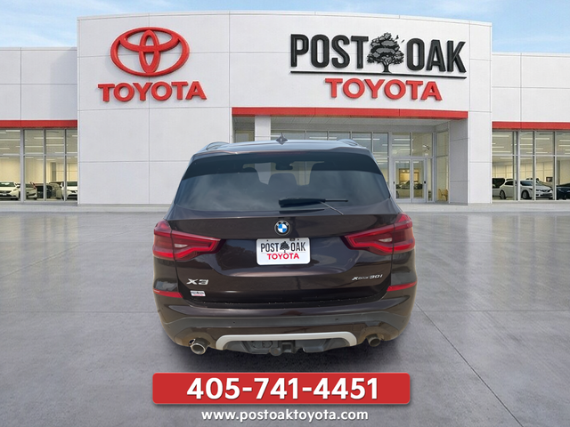 Used 2019 Brown BMW xDrive30i image 4