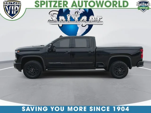 Used 2024 Black Chevrolet High Country image 6