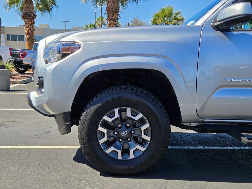 2022 Toyota Tacoma SR5 - Photo 9