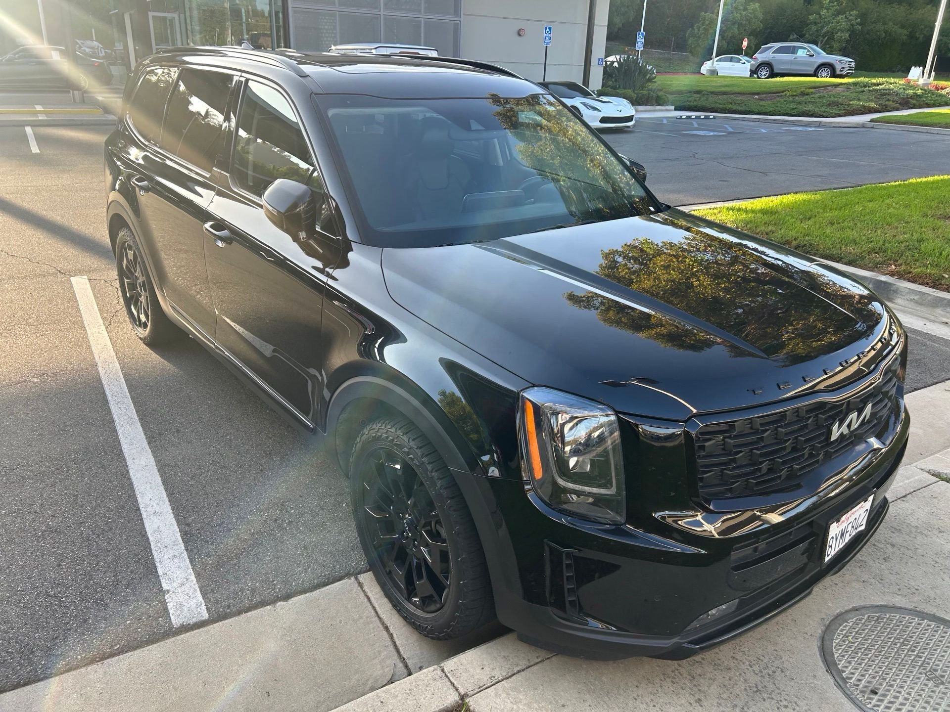 Used 2022 Black Kia SX image 3