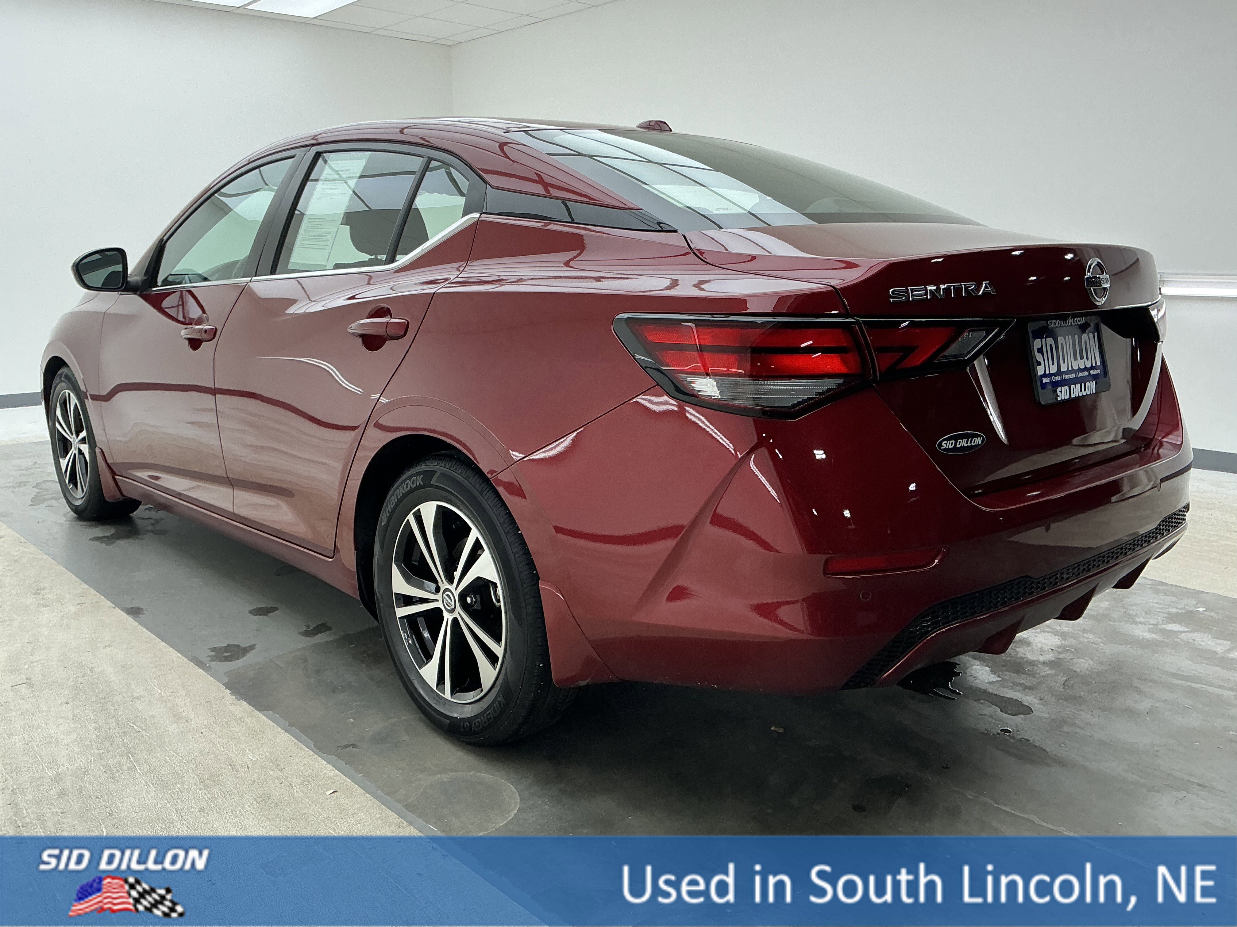 Used 2022 Scarlet Ember Tintcoat Nissan SV image 6