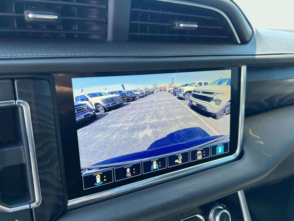 2021 GMC Yukon Denali - Photo 13
