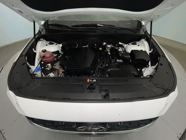 Used 2023 White Hyundai SEL image 25
