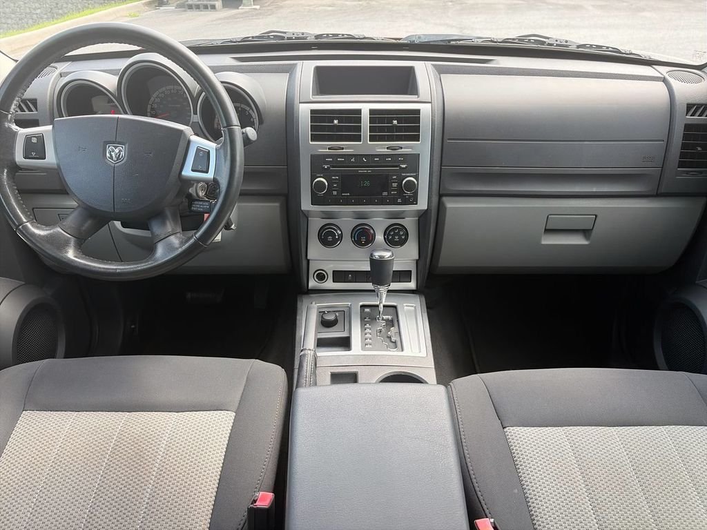 Used 2010 Red Dodge SXT image 9