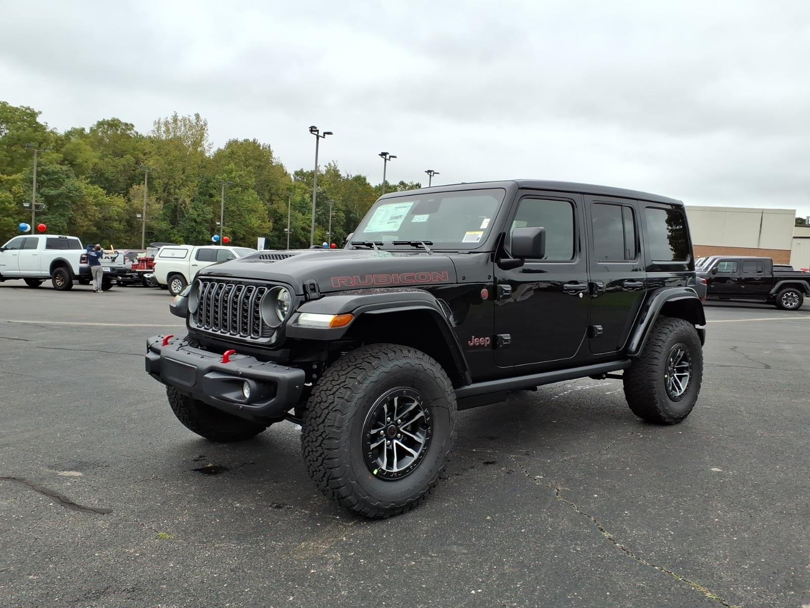 New 2027 Black Clear-Coat Paint Jeep Rubicon X image 3