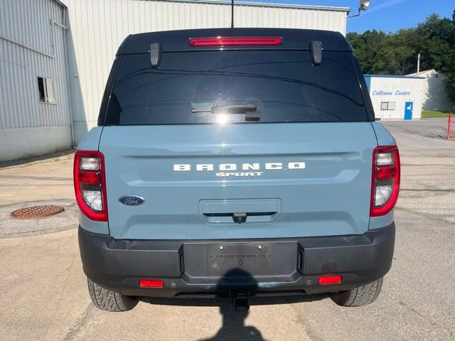 Used 2022 Gray Ford Badlands image 7