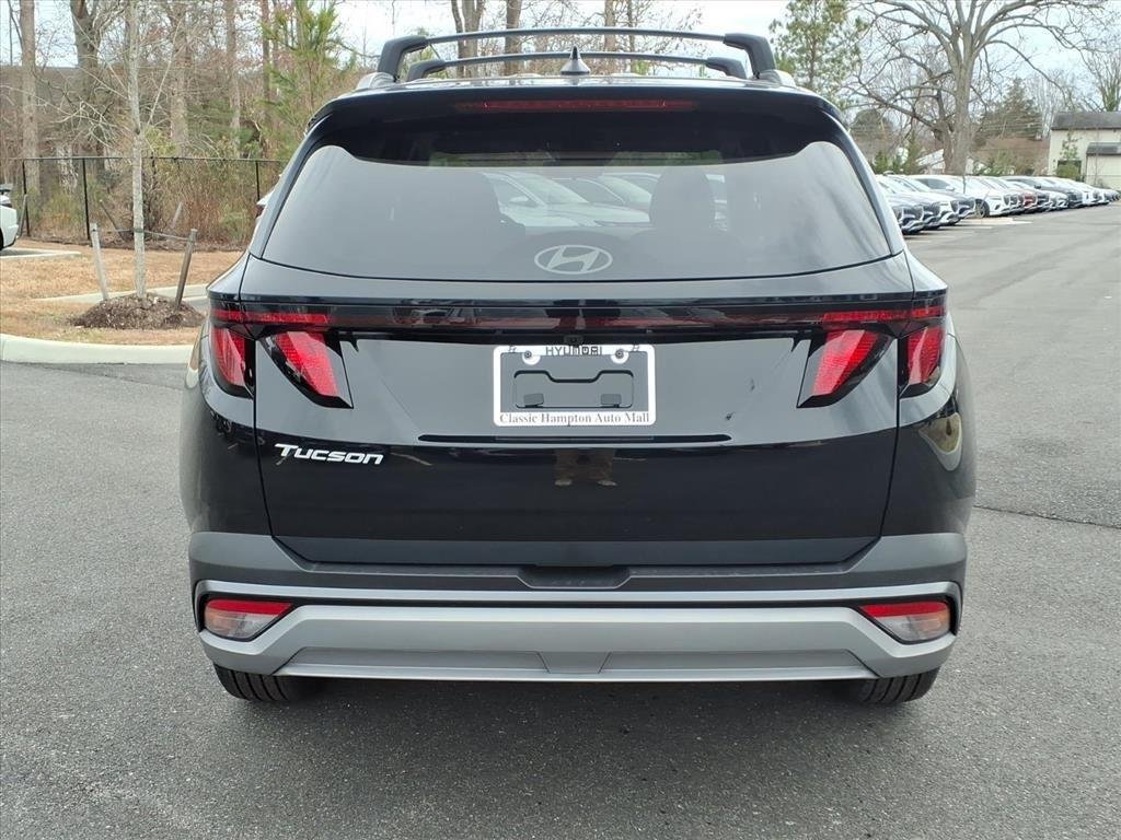 New 2026 Phantom Black Hyundai SEL FWD image 8