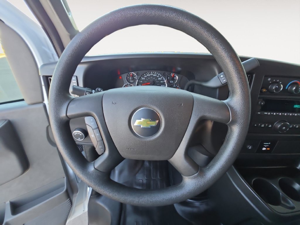 2025 Chevrolet Express Cargo Work Van - Photo 19