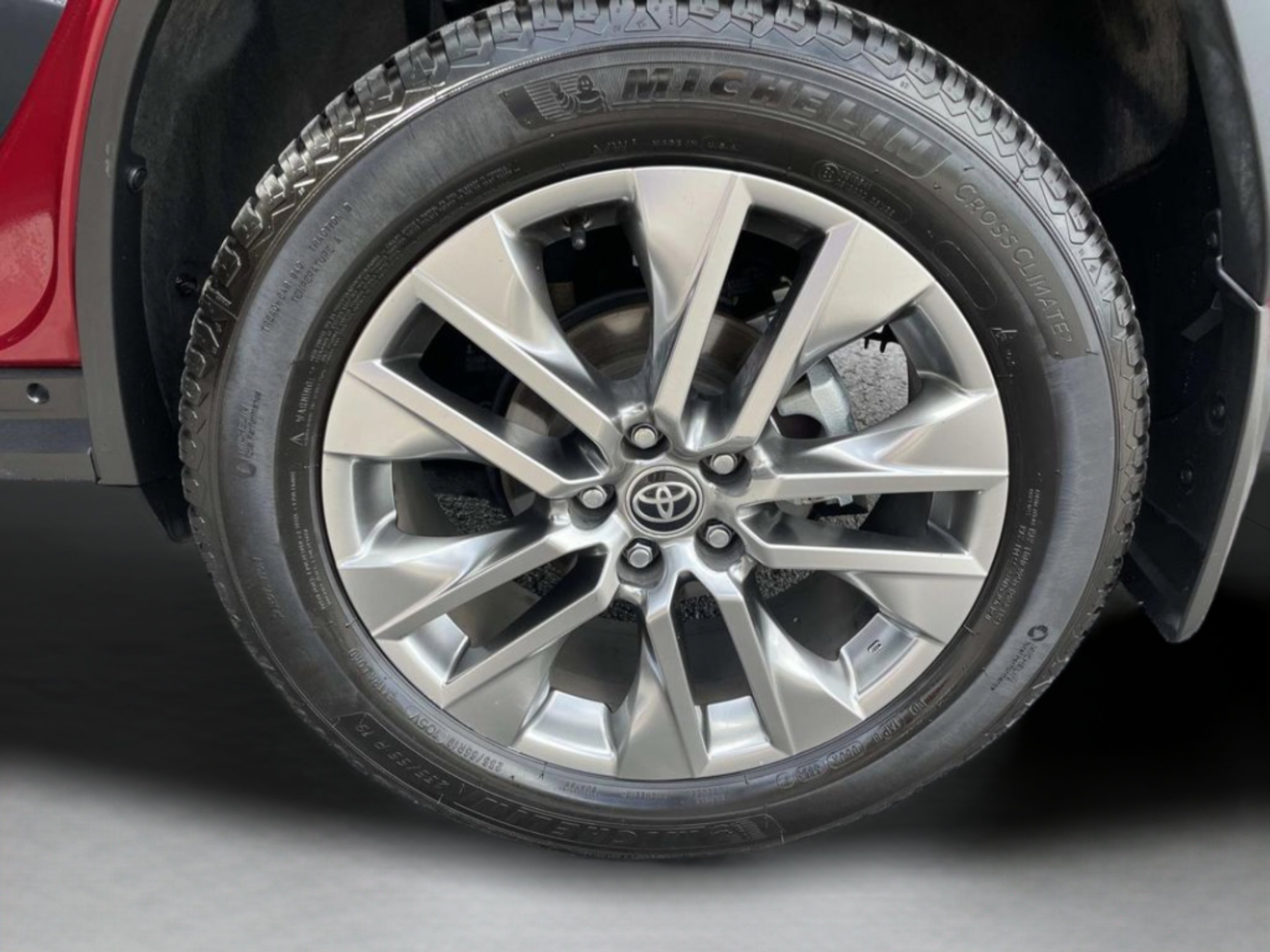 Used 2023 Red Toyota XLE Premium image 29