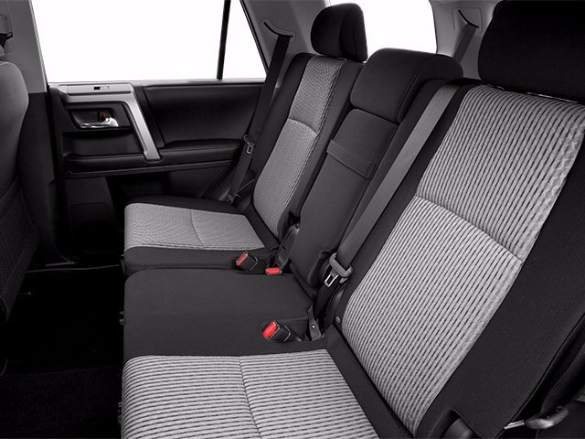 Used 2014 White Toyota SR5 image 14