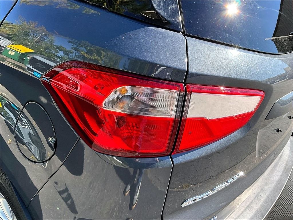 Used 2022 Smoke Metallic Ford SE image 34